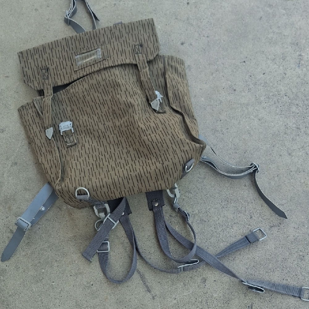 East German vintage back pack w straps 2 minor red stains near mint Berlin